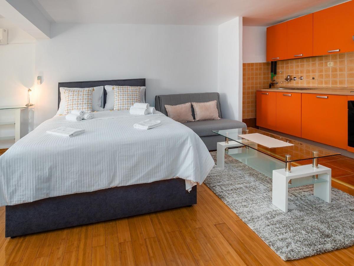 Studio Apartment "Kalina" 550 M From Sea Rijeka Bagian luar foto