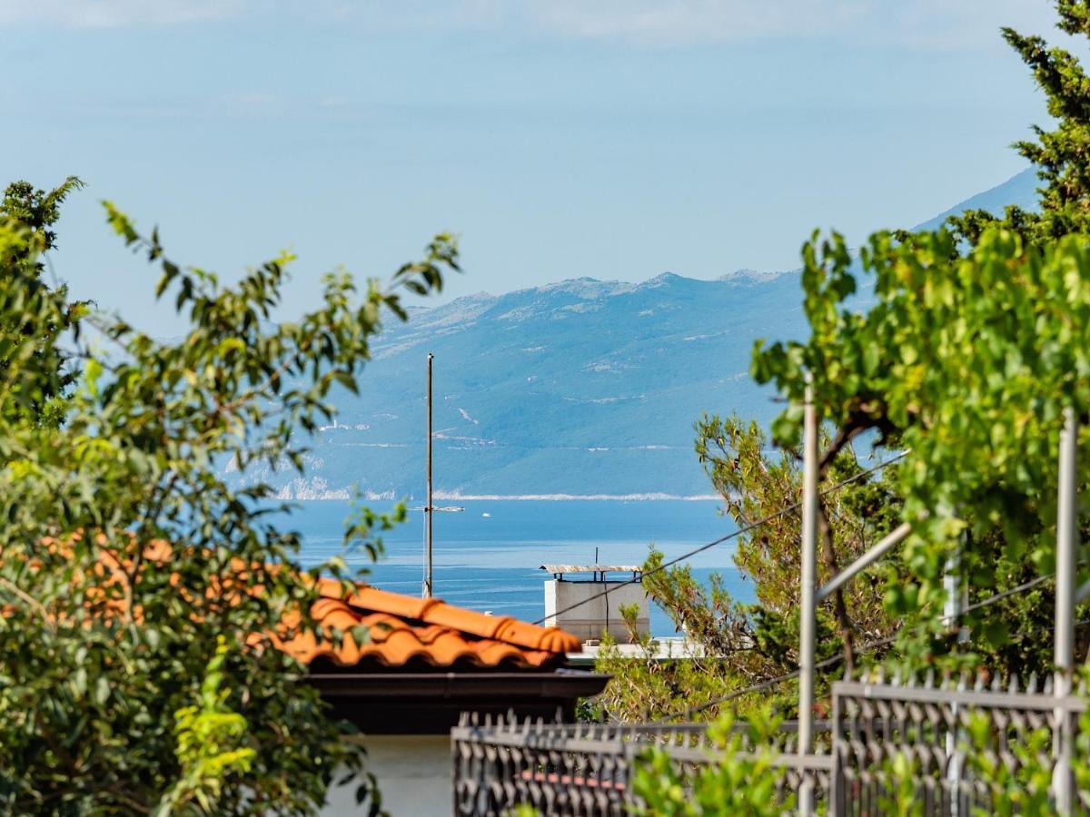 Studio Apartment "Kalina" 550 M From Sea Rijeka Bagian luar foto